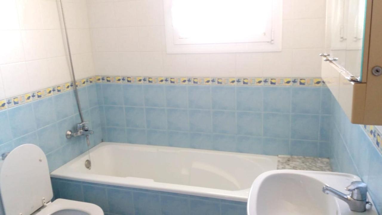 One Bedroom Appartement At L'Eucaliptus 400 M Away From The Beach With Sea View Shared Pool And Furnished Terrace Kültér fotó
